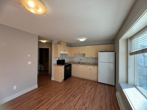 6763 192 St, Surrey, BC 