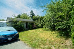 17878 60 Avenue  Surrey, BC V3S 1V4