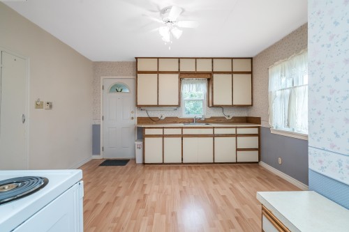 33884 Mayfair Avenue, Abbotsford, BC 