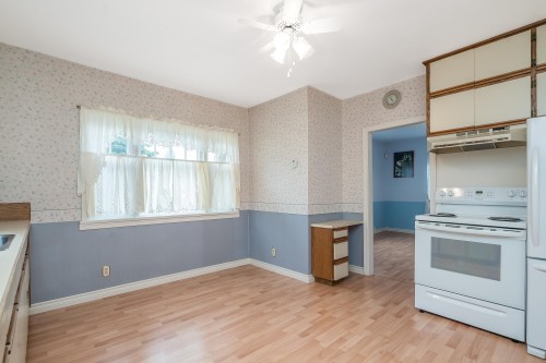 33884 Mayfair Avenue, Abbotsford, BC 