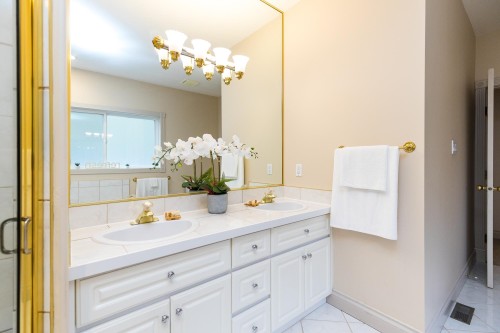 2780 St Moritz Way, Abbotsford, BC 