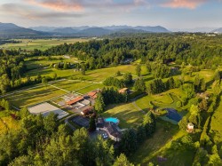 6895 272 Street  Langley, BC V4W 1R3