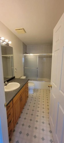 202-27262 Fraser Highway, Langley, BC 