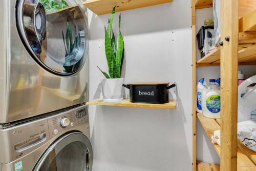 112-10320 156 Street, Surrey, BC 