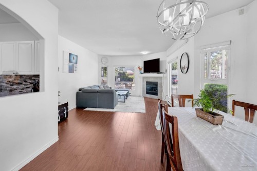 112-10320 156 Street, Surrey, BC 