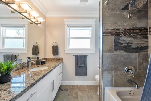 22111 46 Avenue, Langley, BC 