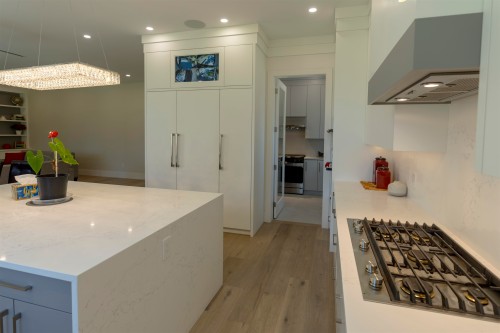 937 160B Street, Surrey, BC 