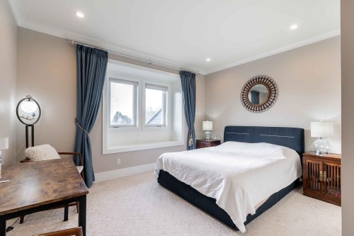 2218 240 Street, Langley, BC 