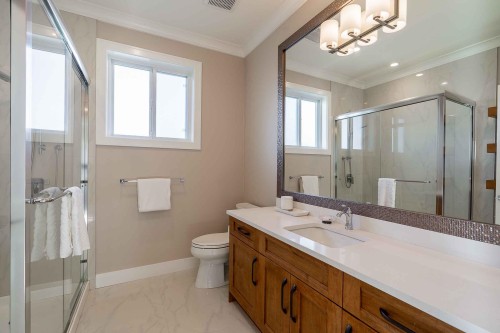 2218 240 Street, Langley, BC 