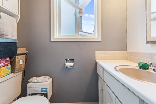 33232 Plaxton Crescent, Abbotsford, BC 