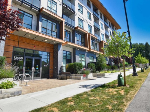 417-13969 96 Avenue  Surrey, BC V3T 0T1