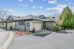 33-17917 68 Avenue  Surrey, BC V3S 9C8
