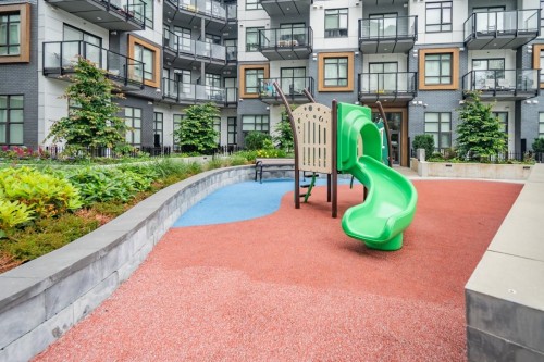 422-13968 Laurel Drive, Surrey, BC 