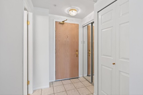 704-10082 148 Street, Surrey, BC 