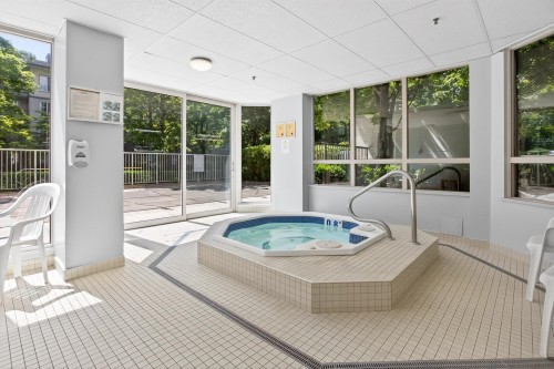 704-10082 148 Street, Surrey, BC 