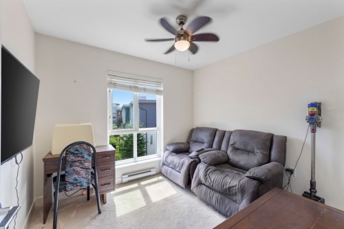 37-7947 209 Street, Langley, BC 