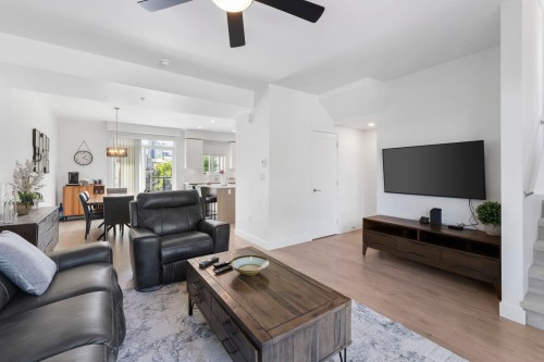 37-7947 209 Street, Langley, BC 