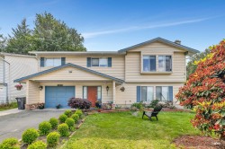 3271 Horn Street  Abbotsford, BC V2S 7B8