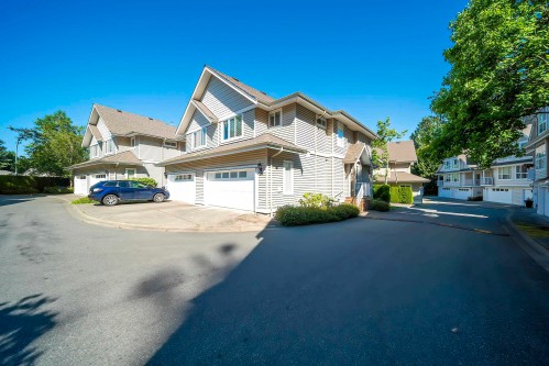 24-8568 209 Street  Langley, BC V1M 4C4