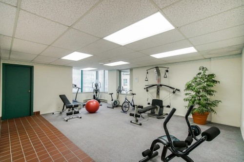 1402-11910 80 Avenue, Delta, BC 