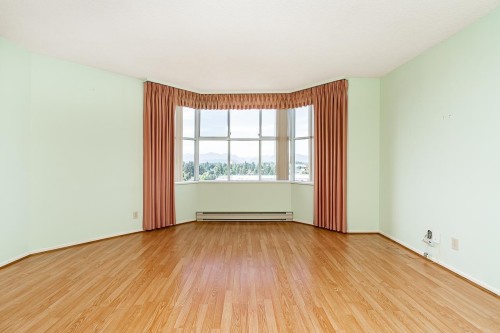 1402-11910 80 Avenue, Delta, BC 