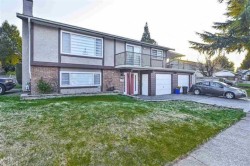 11662 89a Avenue  Delta, BC V4C 7G5