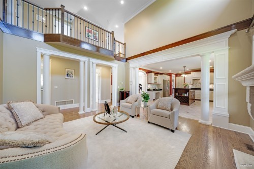 2255 135A Street, Surrey, BC 