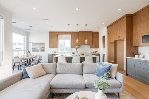 7458 115 Street, Delta, BC 