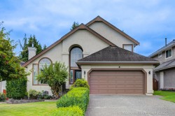 19088 63b Avenue  Surrey, BC V3S 8G5
