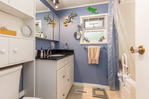 20210 27 Avenue, Langley, BC 