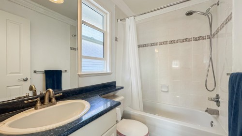 18509 67A Avenue, Surrey, BC 