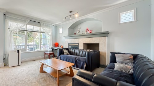 18509 67A Avenue, Surrey, BC 