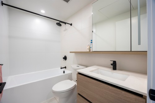 1509-13428 105 Avenue, Surrey, BC 