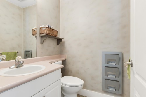 13-19948 Willoughby Way, Langley, BC 