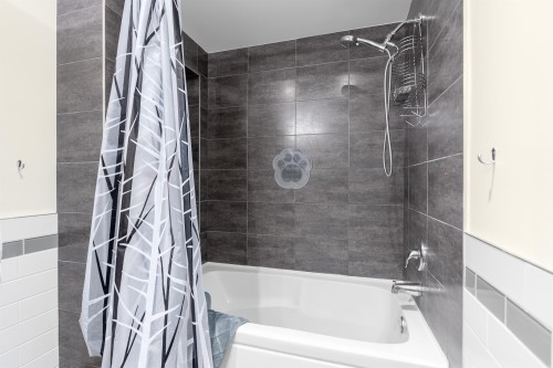 10-7250 122 Street, Surrey, BC 