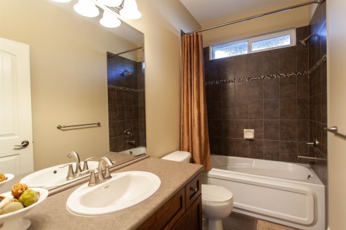 2513 164 Street, Surrey, BC 