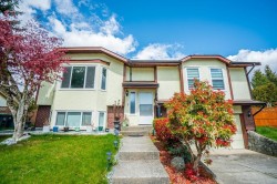 14865 95a Avenue  Surrey, BC V3R 8A8