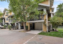 18-15233 34th Avenue  Surrey, BC V3S 2T7