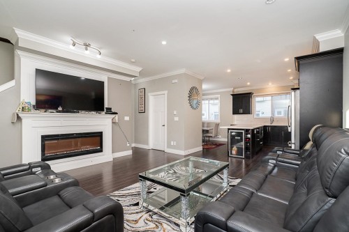 4-14285 64 Avenue  Surrey, BC V3W 1Z2