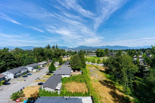 806-13353 108 Avenue, Surrey, BC 