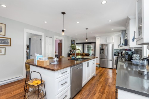 5262 209 Street, Langley, BC 