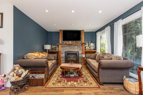 5262 209 Street, Langley, BC 