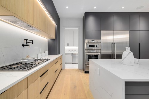 2589 141 Street, Surrey, BC 