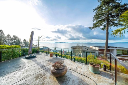 14533 Magdalen Avenue  White Rock, BC V4B 2X5