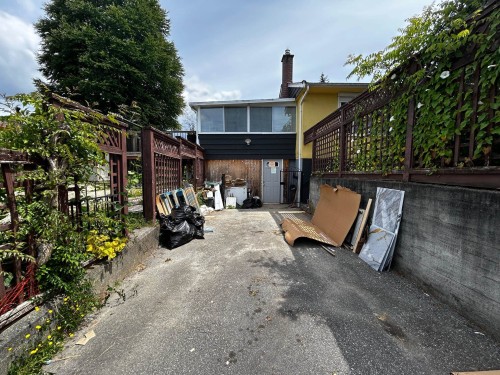 9678 Princess Drive, Surrey, BC 