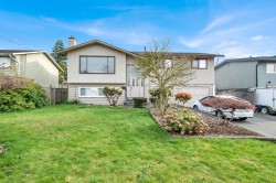 12234 99a Avenue  Surrey, BC V3V 2R2