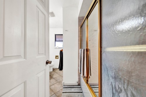 12234 99A Avenue, Surrey, BC 