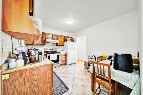 12234 99A Avenue, Surrey, BC 