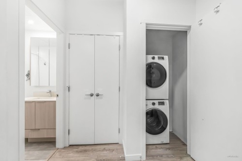 430-13968 Laurel Drive, Surrey, BC 