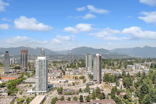 4508-13696 100 Avenue  Surrey, BC V3T 0L5